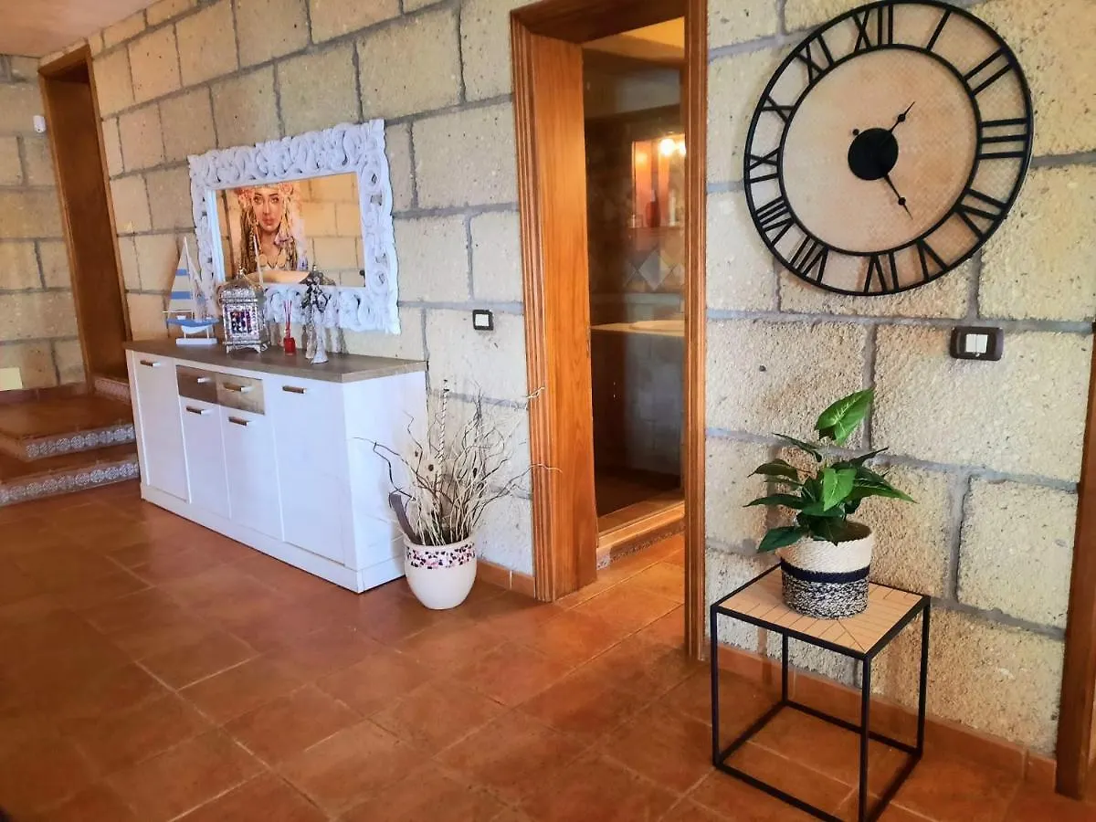 Paradise Villa Constancia With Views La Corujera 0*,  スペイン