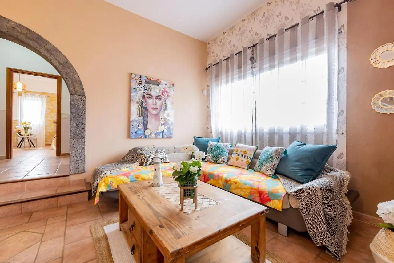 Paradise Villa Constancia With Views La Corujera