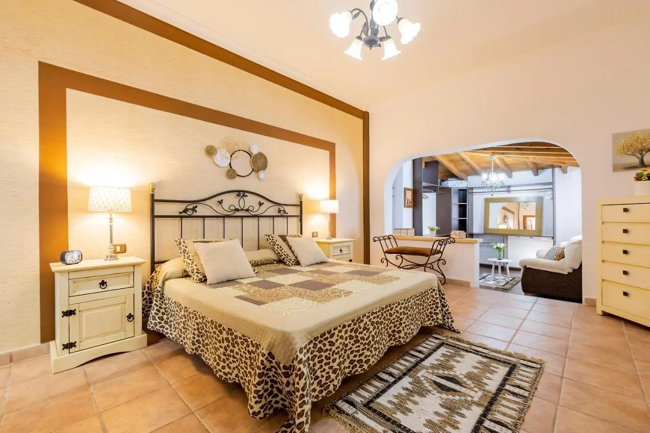 Paradise Villa Constancia With Views La Corujera