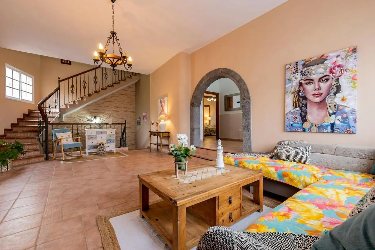 Paradise Villa Constancia With Views La Corujera